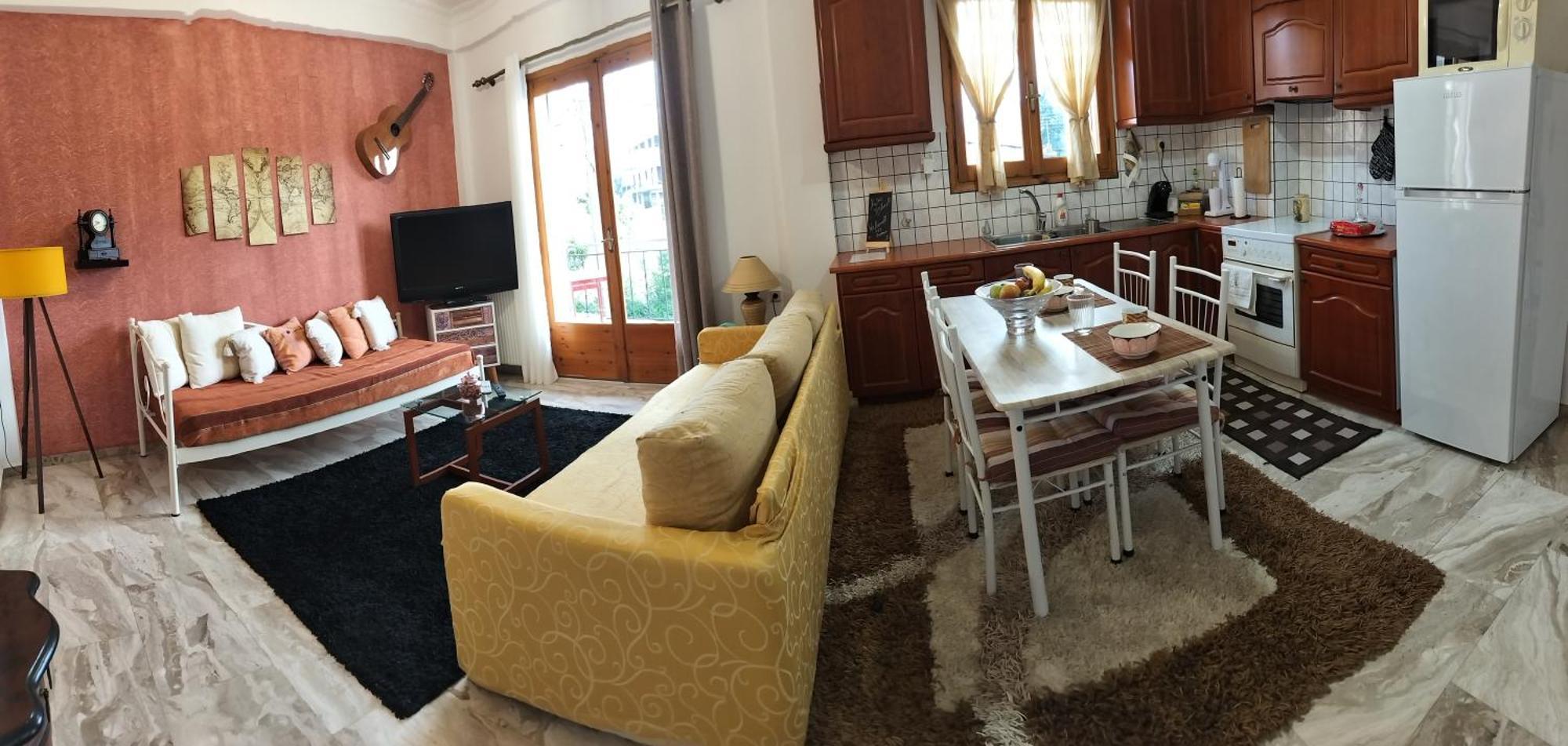 Dimitris & Despoinas Guest House Tripoli Exteriör bild